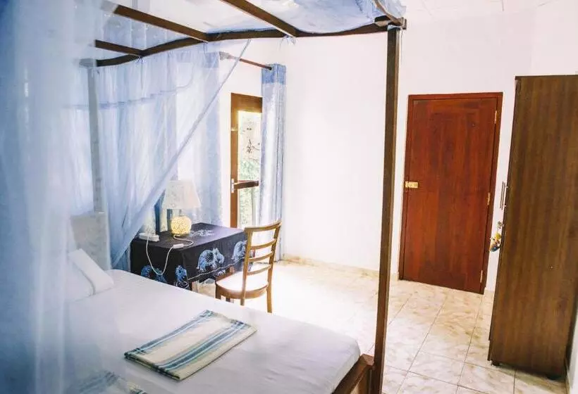 Aamiaismajoitus (B&B) Kadolana Guest House
