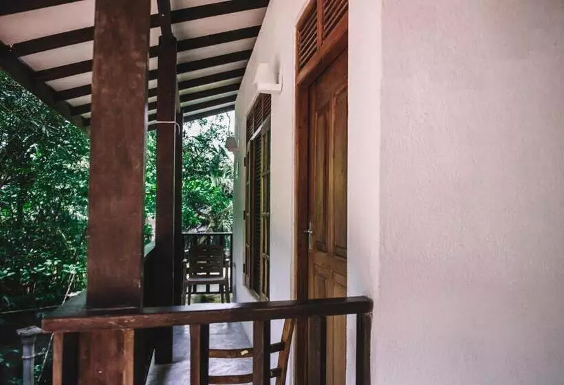 Aamiaismajoitus (B&B) Kadolana Guest House