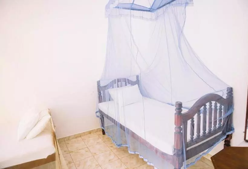 Aamiaismajoitus (B&B) Kadolana Guest House