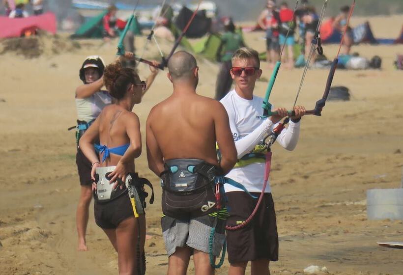 De Silva Wind Resort Kalpitiya  Kitesurfing School Sri Lanka