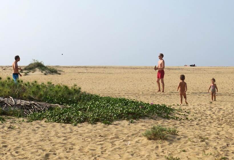 De Silva Wind Resort Kalpitiya  Kitesurfing School Sri Lanka