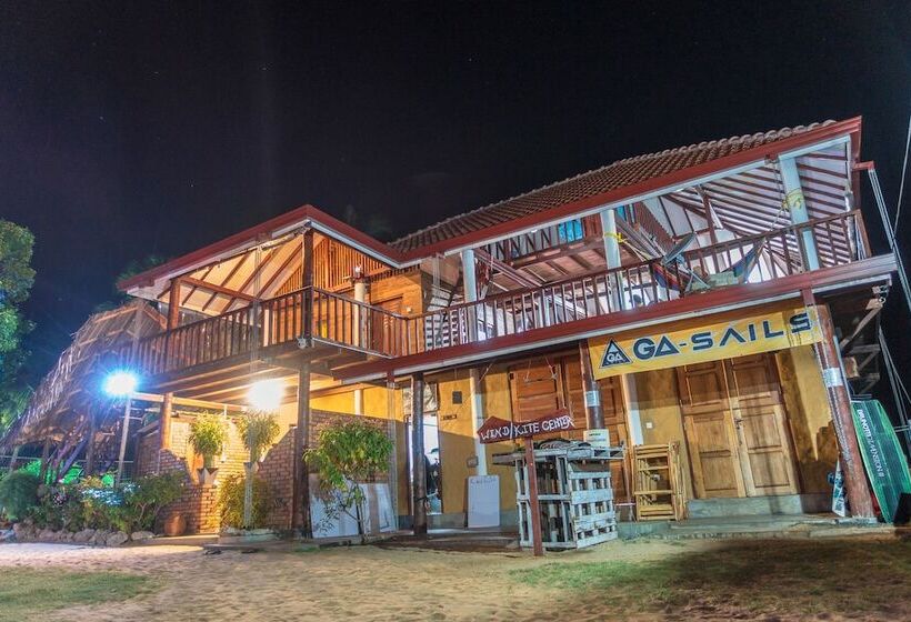 De Silva Wind Resort Kalpitiya  Kitesurfing School Sri Lanka