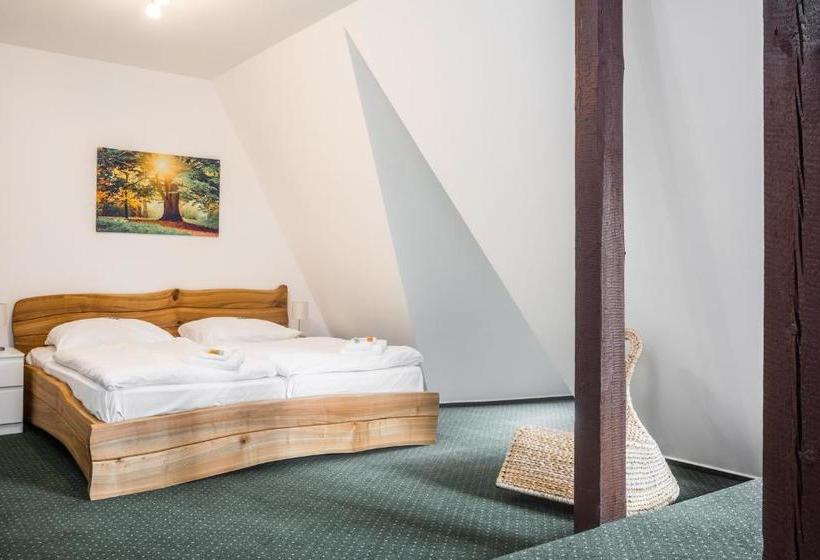 فندق صغير Konopiště Nová Myslivna