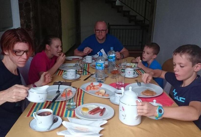 Hotelli Elegance Range Resort