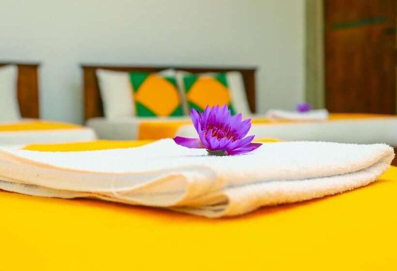 Hotelli Elegance Range Resort