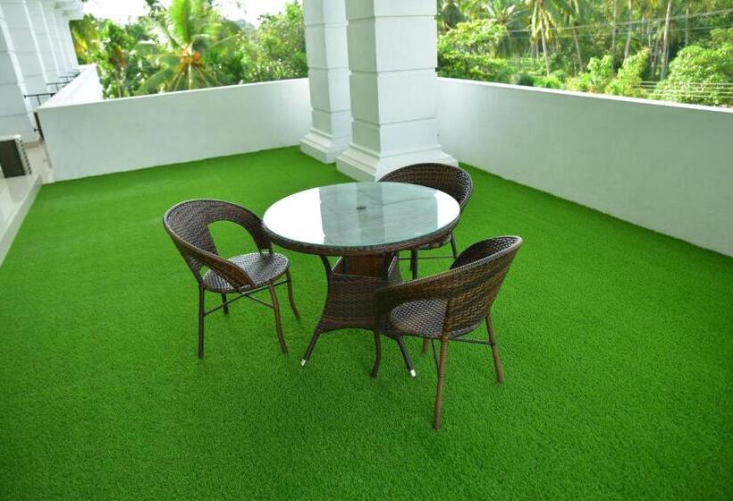 Отель Euro Star