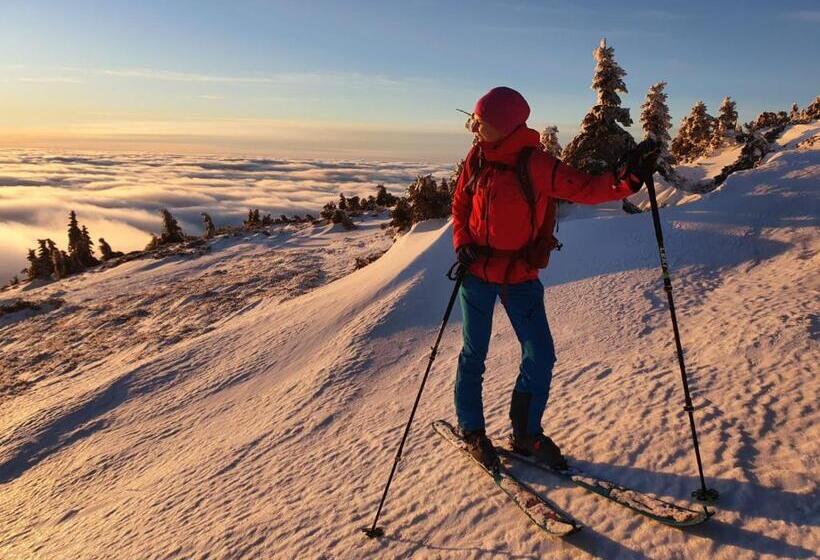 בית מלון כפרי Hvezda