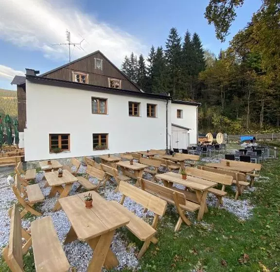 Hotelli Hvezda