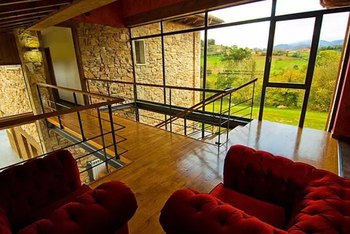 هتل La Casona De Abamia