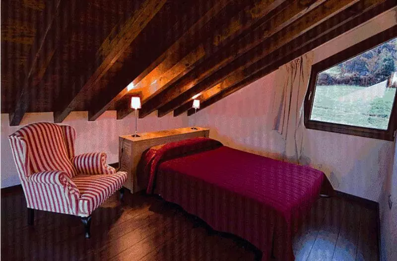 هتل La Casona De Abamia