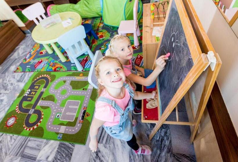 Hotel Lázně Kostelec