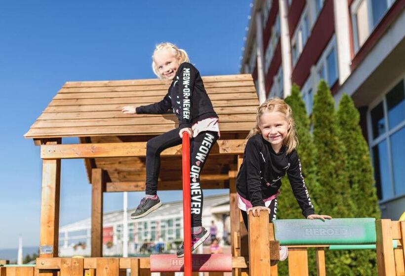 Hotel Lázně Kostelec