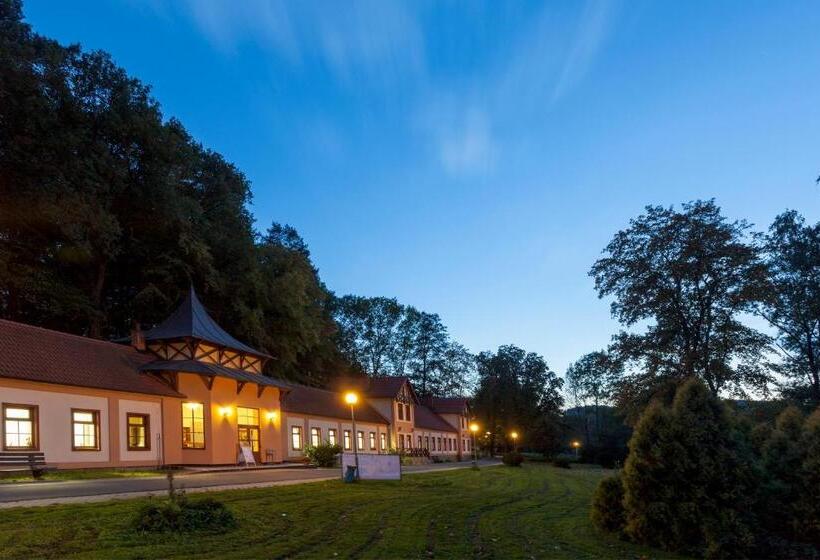 Hotel Lázně Kostelec