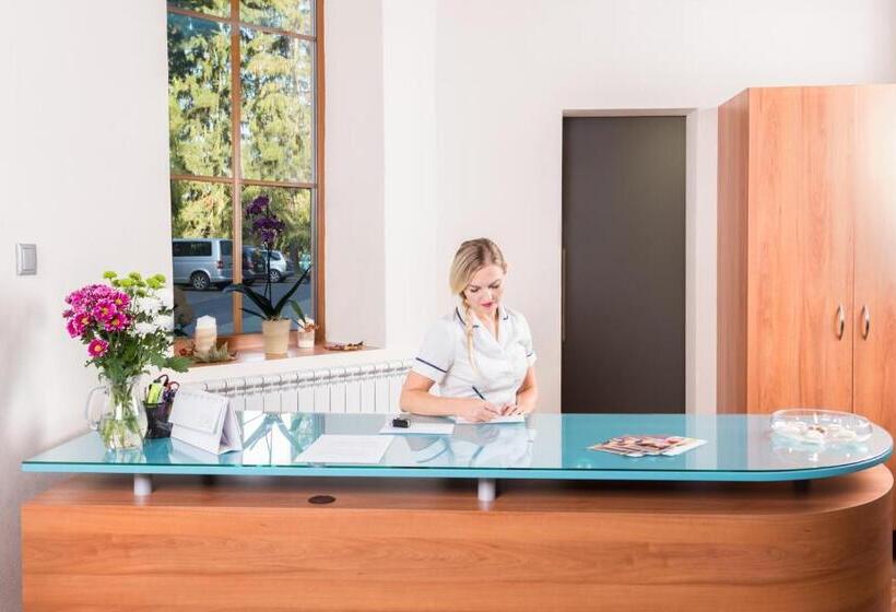 Hotel Lázně Kostelec