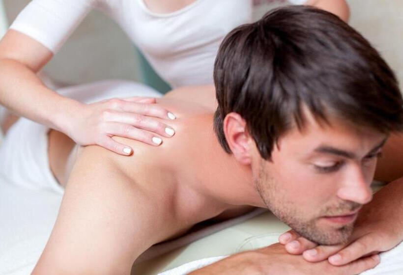 Hotel Lázně Kostelec