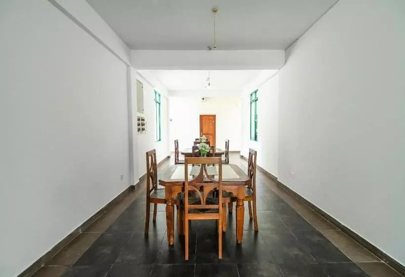 هتل Night Station