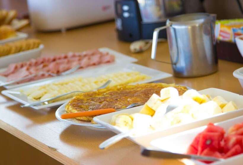 هتل Onkel Inn Torres De Copacabana