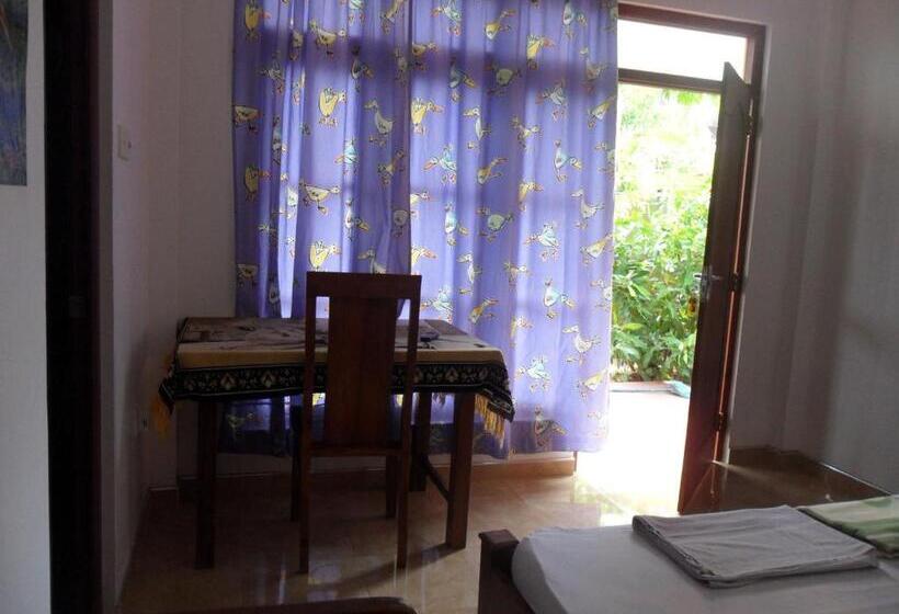 호텔 Pearl Resort Mirissa