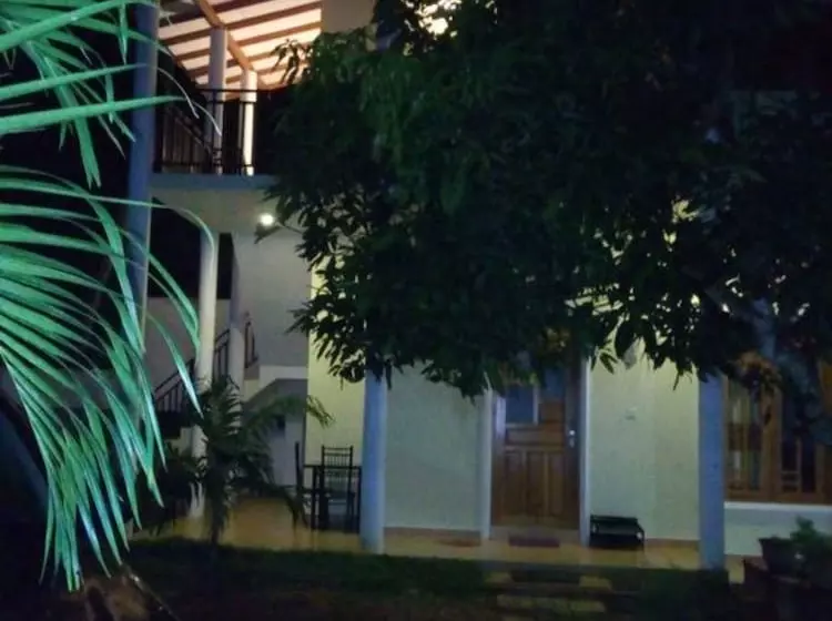 Hotelli Tissa Resort