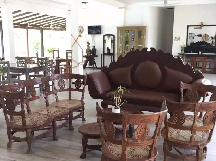 Saman Resort