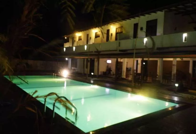 Saman Resort