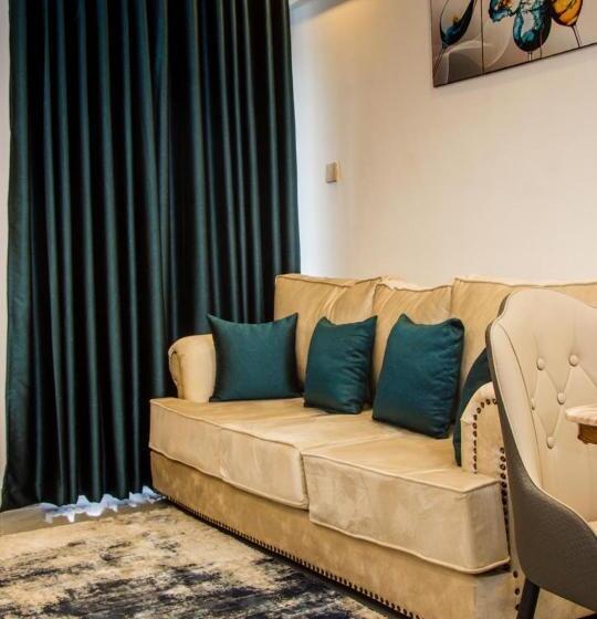 تختخواب و صبحانه Cherrycomfyhome Nairobi