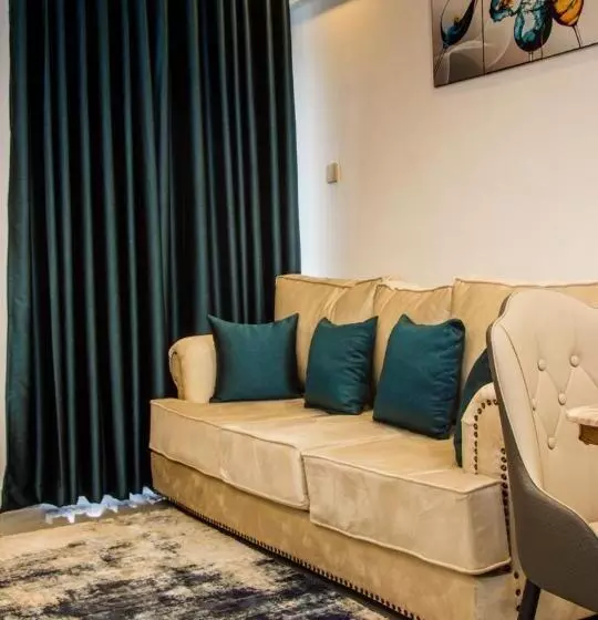 تختخواب و صبحانه Cherrycomfyhome Nairobi