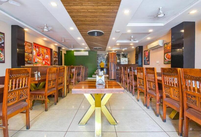 Hotel Mangal Residency Rooftop Pool