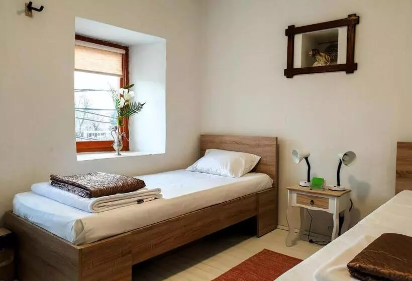 پانسیون Kulla Dula Guesthouse