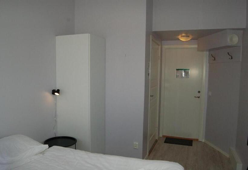 호스텔 Golden Spa Hotell