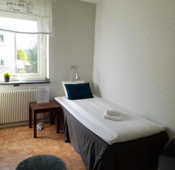 הוסטל Kristinebergs Bed & Breakfast