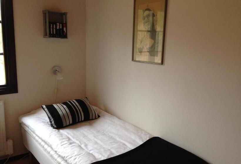 مبيت وإفطار Vita Stenen Rum Och Restaurang