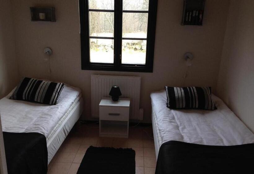 مبيت وإفطار Vita Stenen Rum Och Restaurang