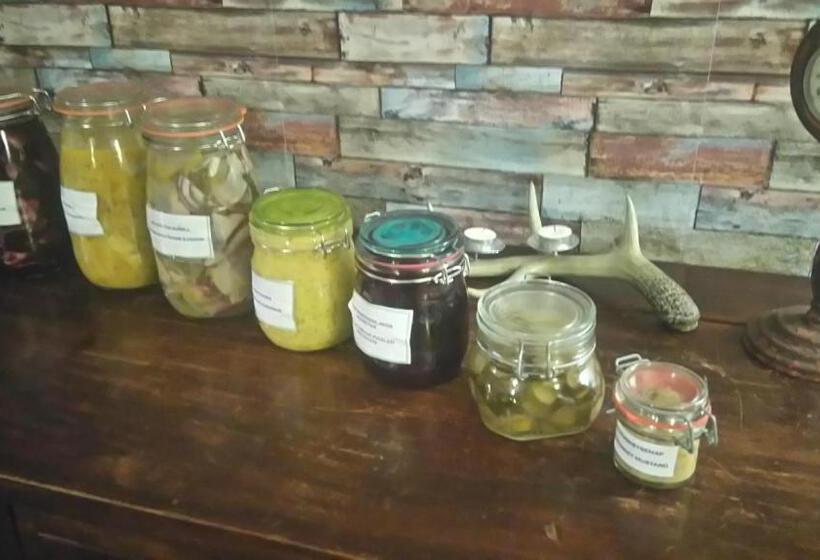 مبيت وإفطار Vita Stenen Rum Och Restaurang