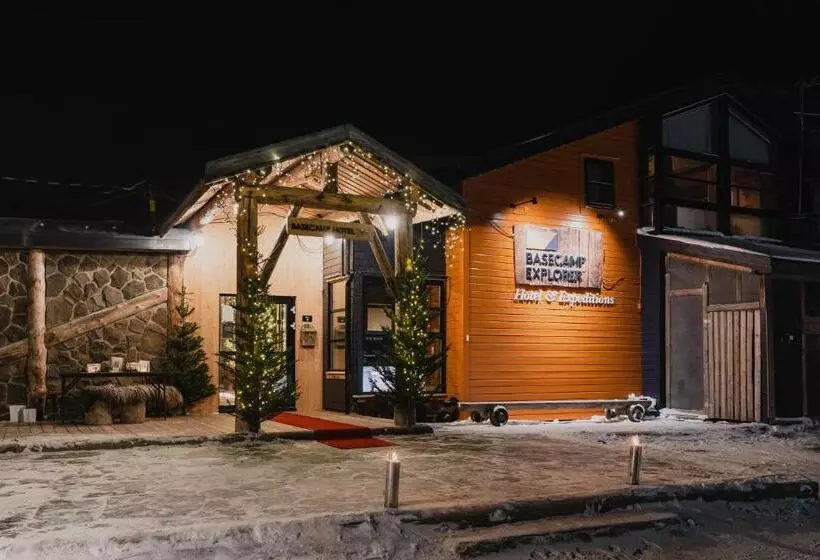 Hotel Basecamp