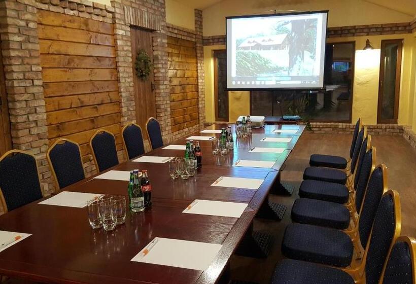 هتل Dzūkijos Dvaras