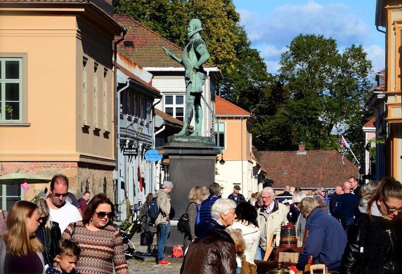 Gamlebyen Hotell   Fredrikstad