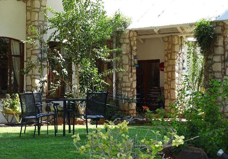 فندق Kalahari Farmhouse, Namibia
