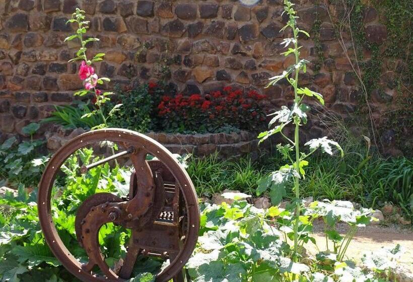 فندق Kalahari Farmhouse, Namibia