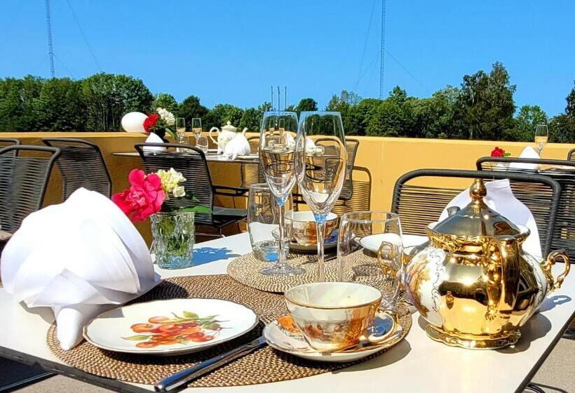 فندق L Jeløy Radio