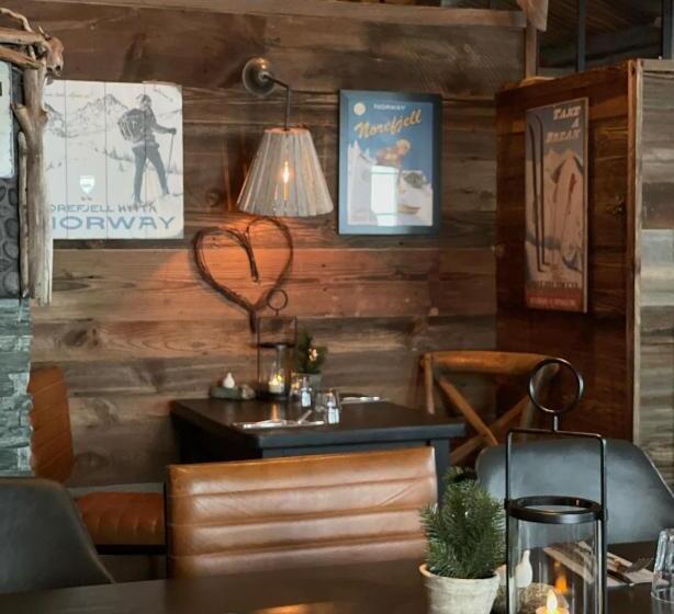 酒店 Norefjell   Storhytte Med Jacuzzi Og Fantastisk Beliggenhet