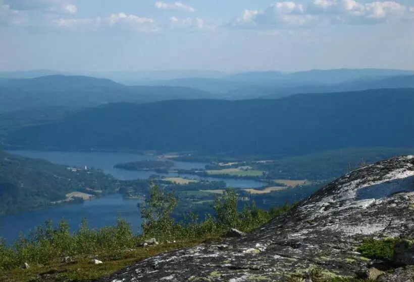 ホテル Norefjell   Storhytte Med Jacuzzi Og Fantastisk Beliggenhet