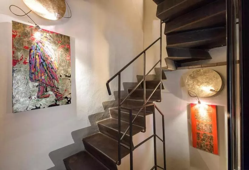 هتل Residenza Torre Colonna