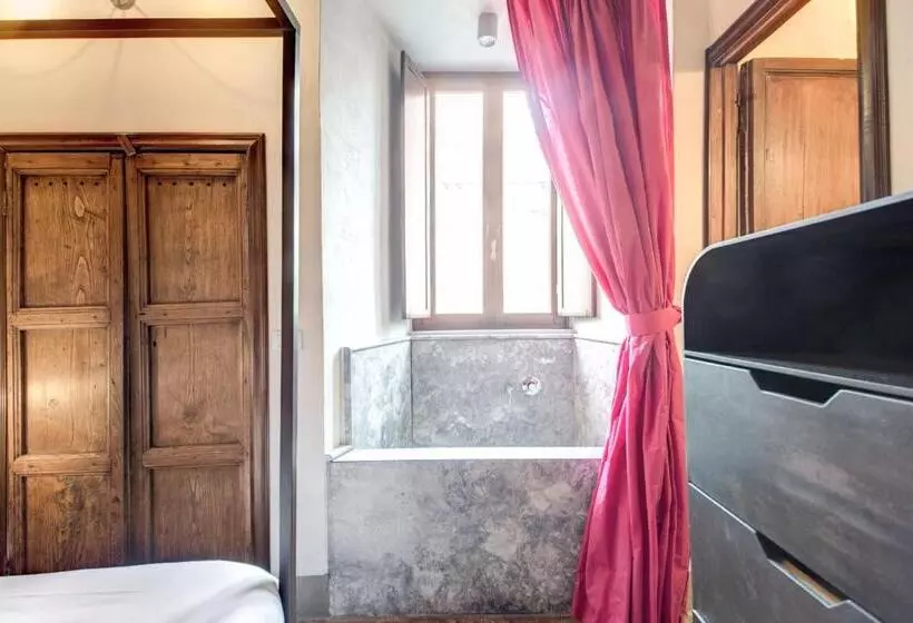 هتل Residenza Torre Colonna