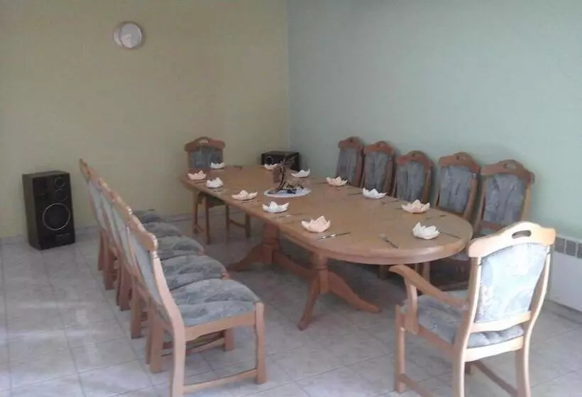 هتل Skaistažiedė