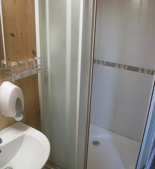 هتل Terve Hostel