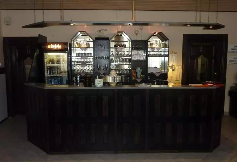 Hotel Tht