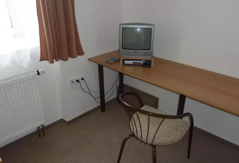 Hotel Tht
