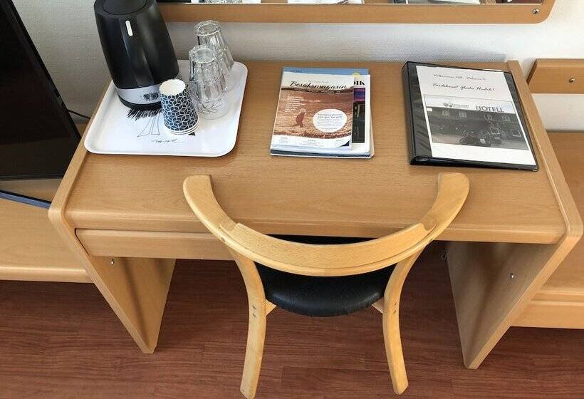 בית מלון כפרי Värdshuset Glada Hudik