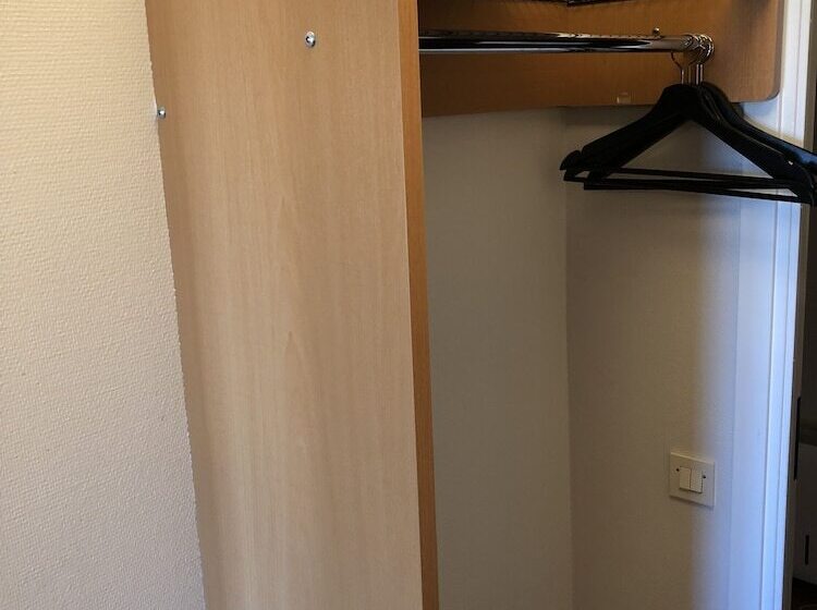 בית מלון כפרי Värdshuset Glada Hudik